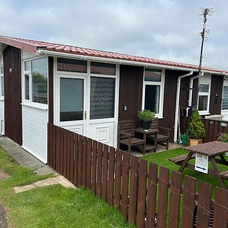 Cozy Seaside Chalet In Bridlington Eksteriør billede